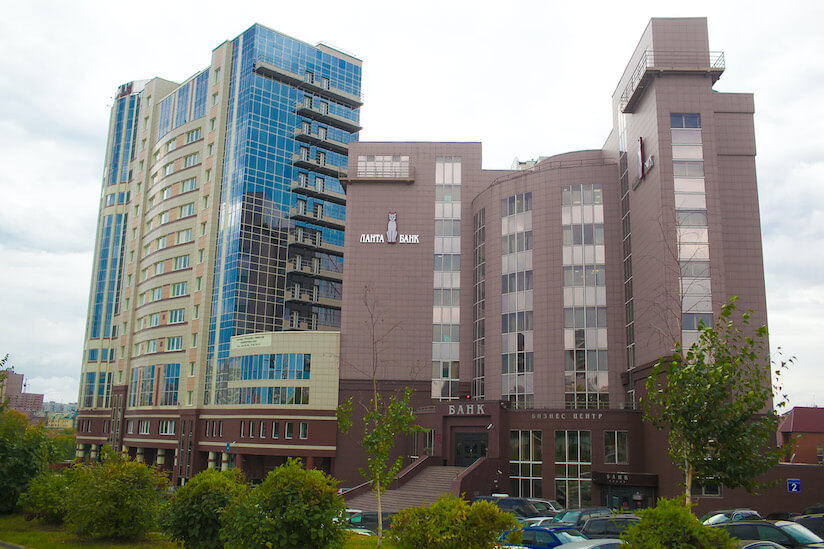 Lanta_Bank_Novosibirsk.jpg